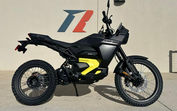 2025 Can-Am Origin Carbon Black