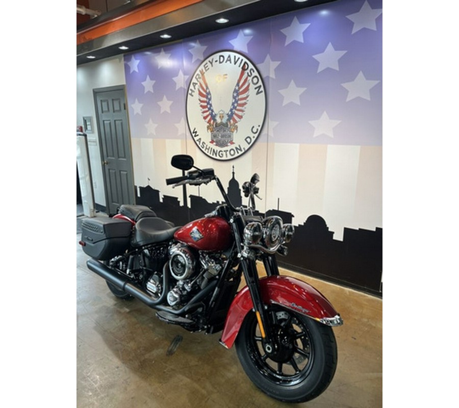 2026 Harley-Davidson Softail FLHC - Heritage Classic