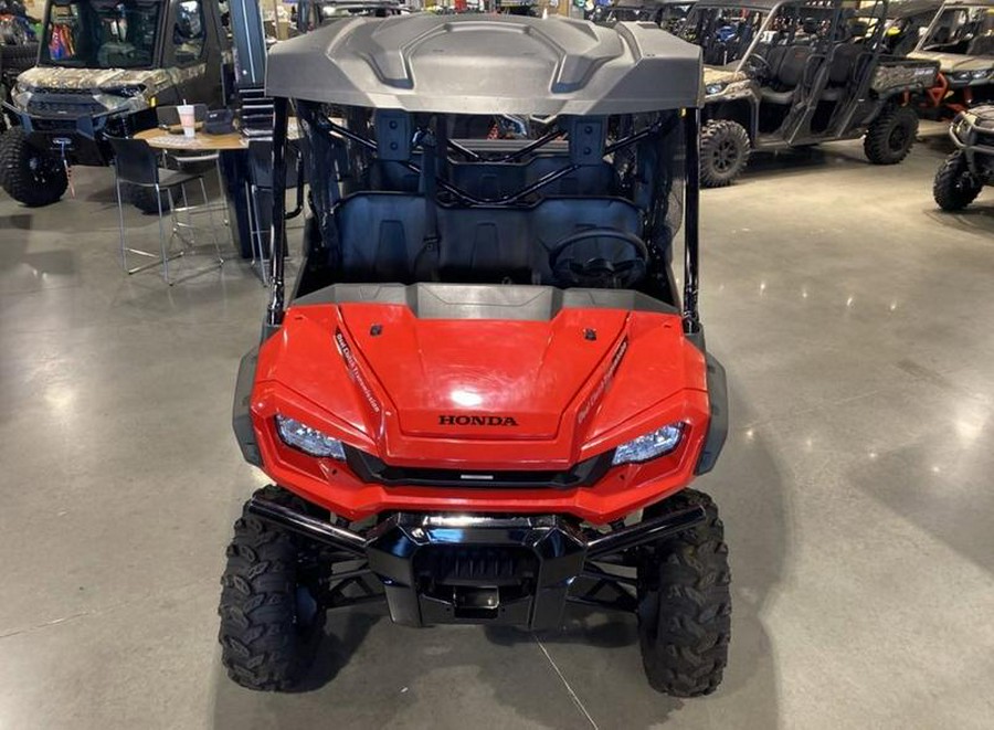 2023 Honda® Pioneer 1000-6 Deluxe Crew