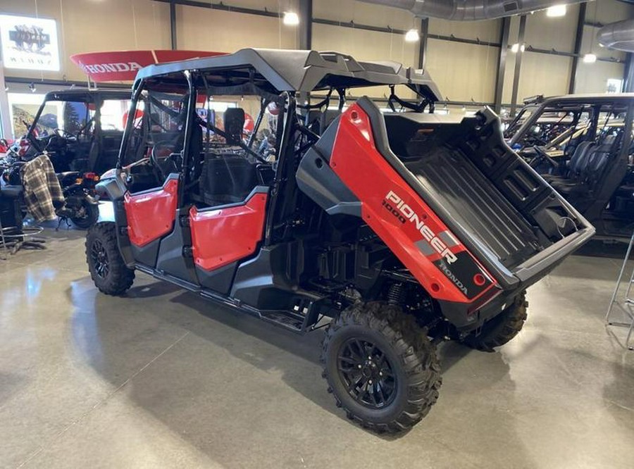 2023 Honda® Pioneer 1000-6 Deluxe Crew