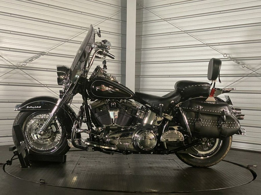 2013 Harley-Davidson® FLSTC - Heritage Softail® Classic