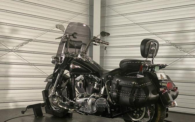 2013 Harley-Davidson® FLSTC - Heritage Softail® Classic