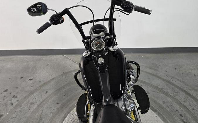 2015 Harley-Davidson® FLS - Softail Slim®