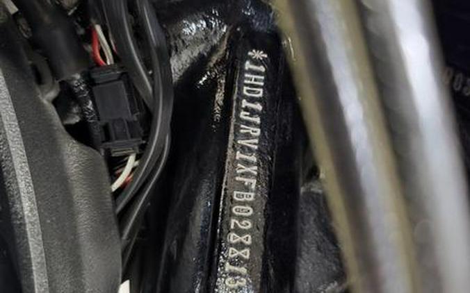 2015 Harley-Davidson® FLS - Softail Slim®