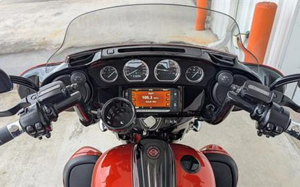 2017 Harley-Davidson CVO™ Street Glide®