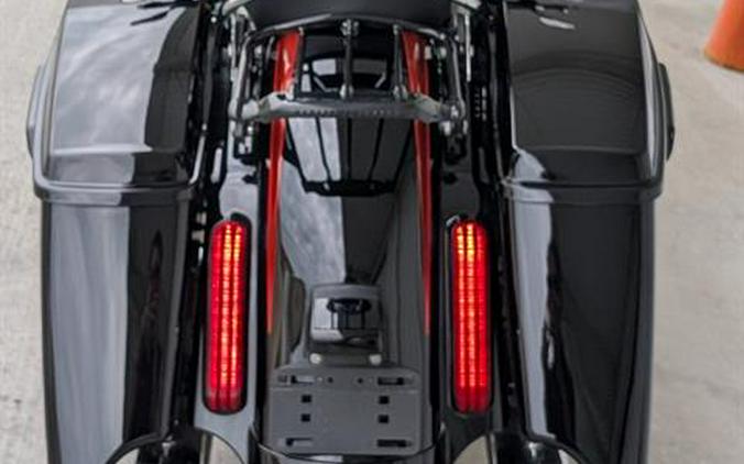 2017 Harley-Davidson CVO™ Street Glide®
