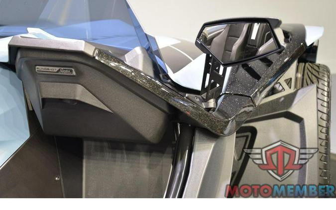 2026 Slingshot Signature Edition AutoDrive Golden Steel with Black Crystal