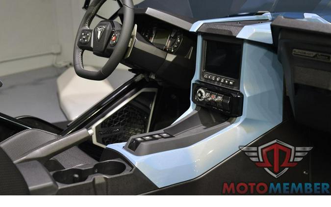 2026 Slingshot Signature Edition AutoDrive Golden Steel with Black Crystal
