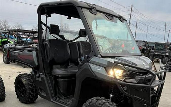 2024 Can-Am Defender XT HD10