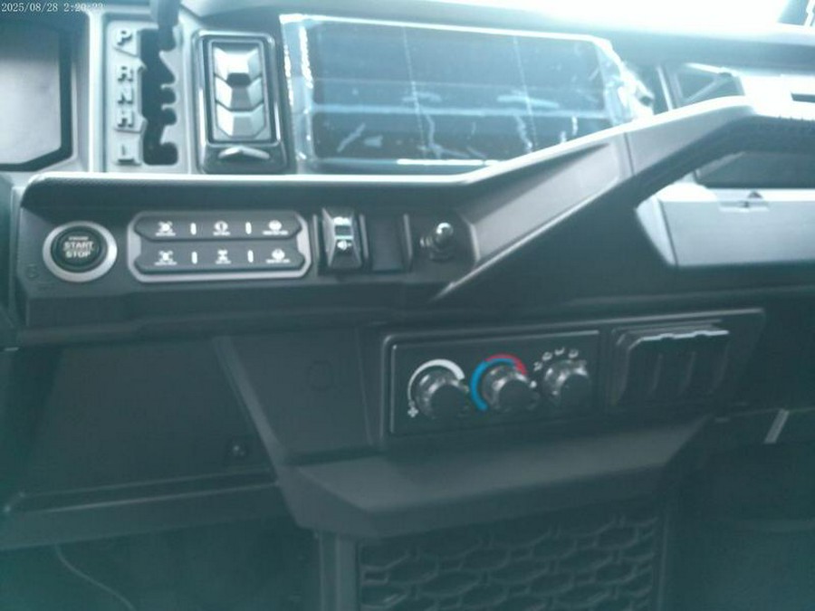 2026 Can-Am® Defender MAX Limited HD11 Dark Wildland Camo