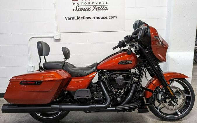 2024 Harley-Davidson FLHX - Street Glide