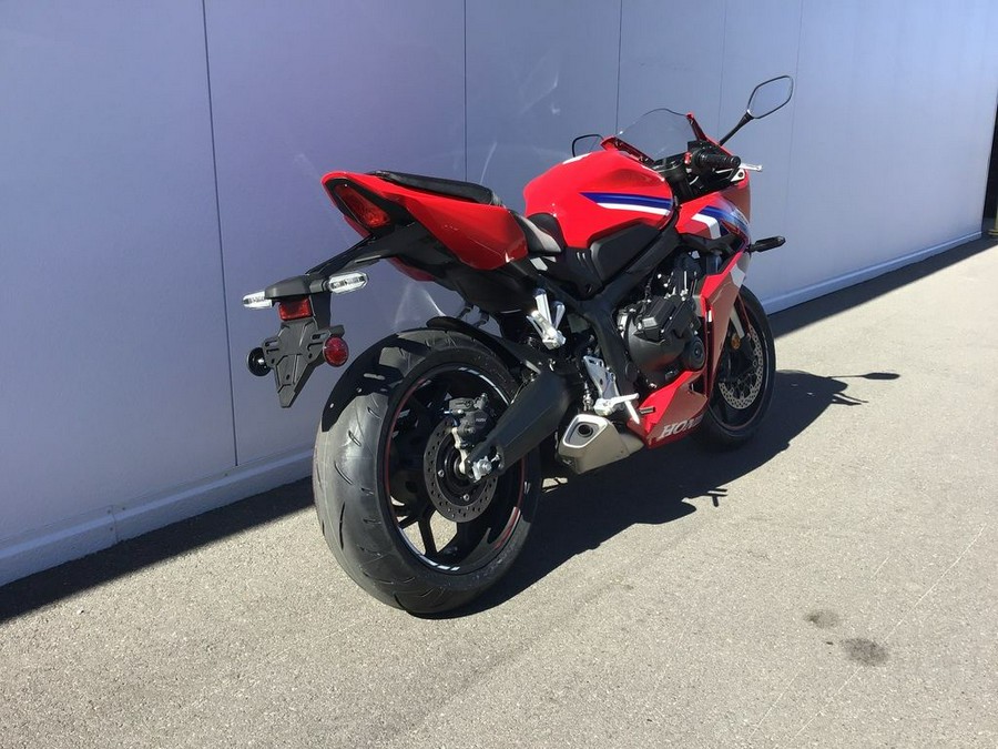 2026 Honda® CBR650R E-Clutch