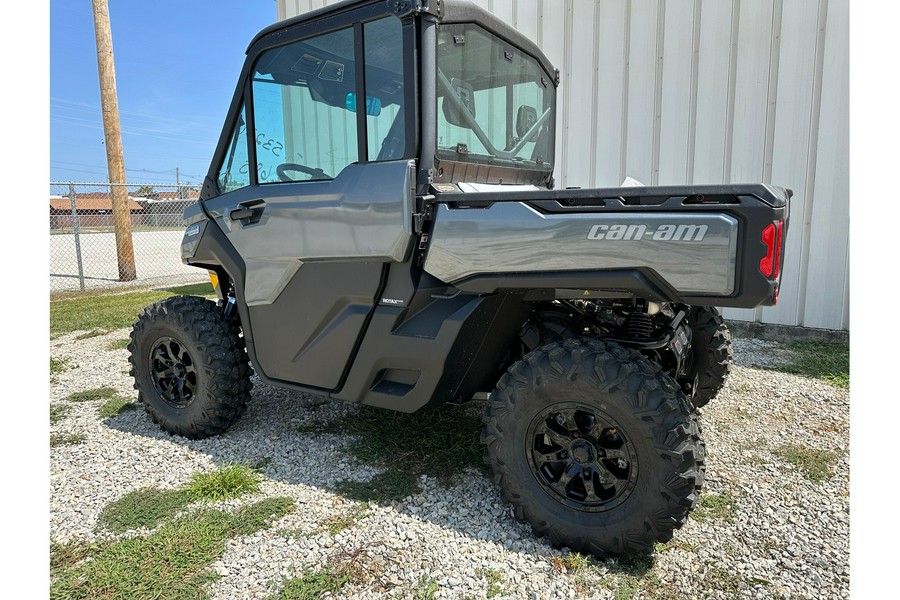 2024 Can-Am Defender Limited HD10