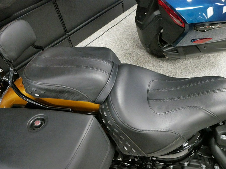 2023 Harley-Davidson FLHCS - Heritage Classic