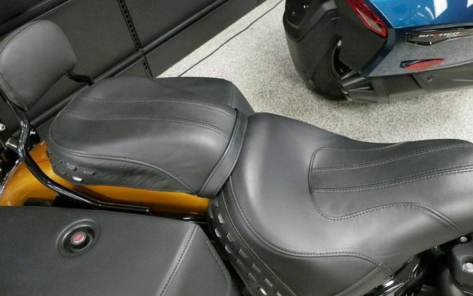 2023 Harley-Davidson FLHCS - Heritage Classic