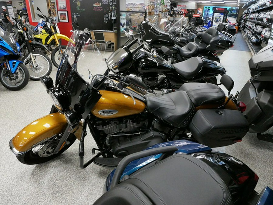 2023 Harley-Davidson FLHCS - Heritage Classic