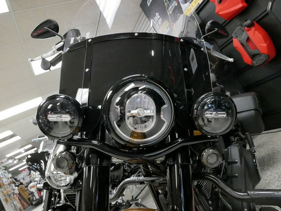 2023 Harley-Davidson FLHCS - Heritage Classic