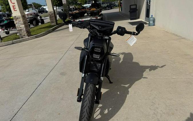 2025 Can-Am® Pulse Carbon Black