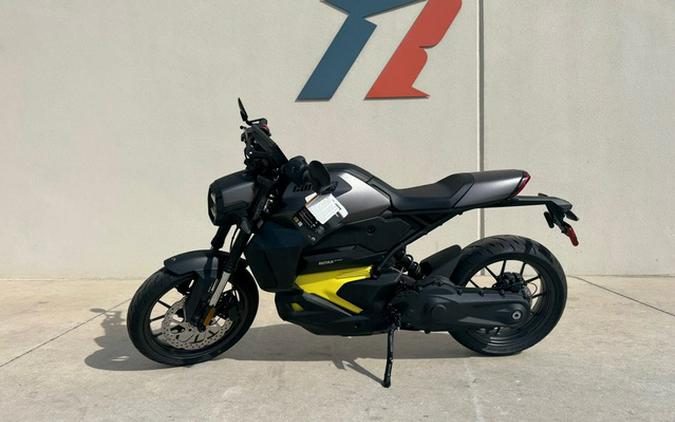 2025 Can-Am Pulse Carbon Black