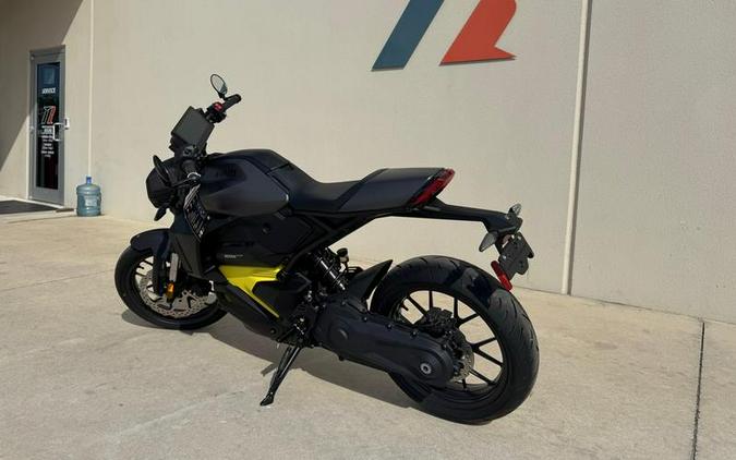 2025 Can-Am® Pulse Carbon Black