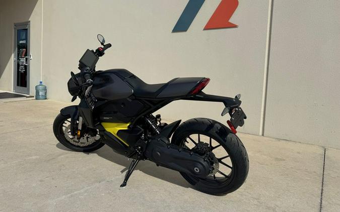 2025 Can-Am Pulse Carbon Black