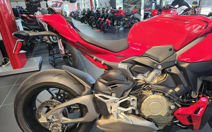 2026 Ducati Streetfighter V4