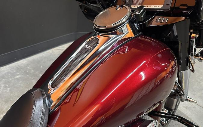 2014 Harley-Davidson® FLHXS - Street Glide® Special