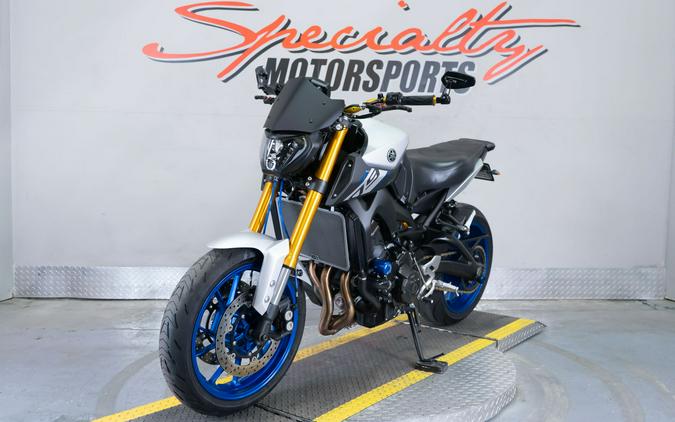 2015 Yamaha FZ-09