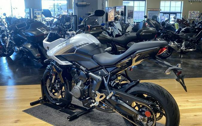 2024 Triumph Tiger Sport 660 Snowdonia White/Jet Black