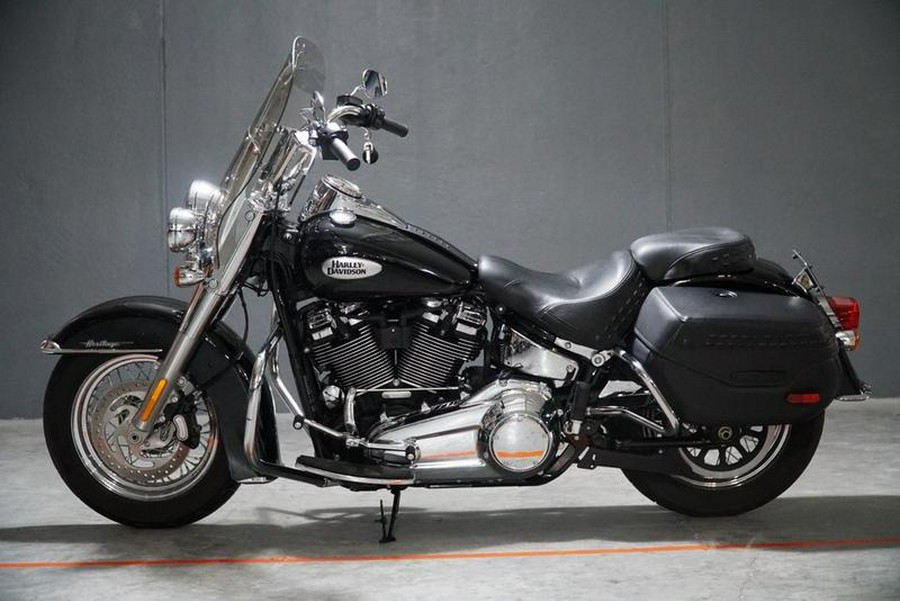 2021 Harley-Davidson® FLHC - Heritage Classic