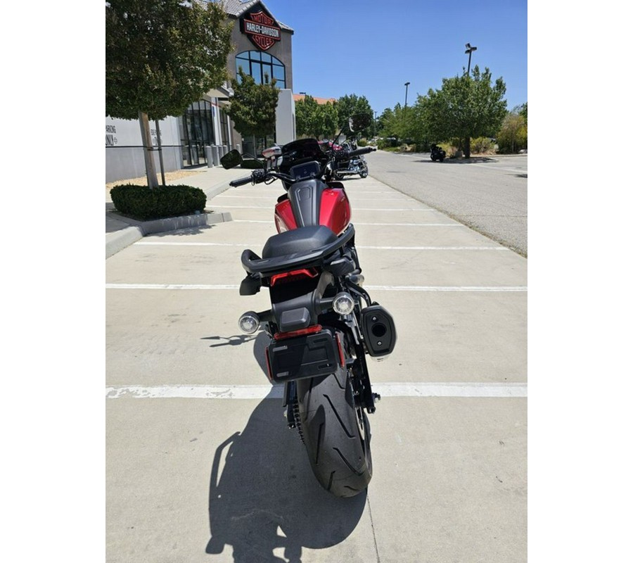 2025 Harley-Davidson® RA1250ST - Pan America® 1250 ST