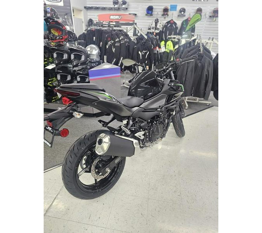 2025 Kawasaki Z500 ABS