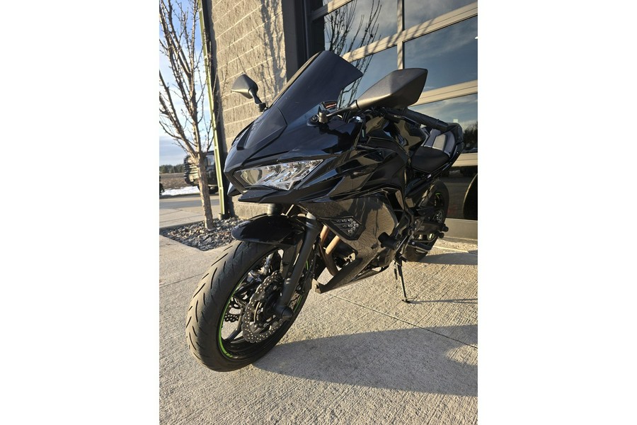 2023 Kawasaki Ninja® 650 Base
