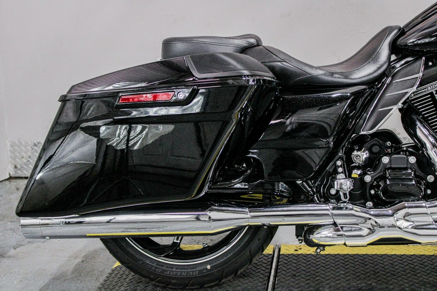 2016 Harley-Davidson CVO™ Street Glide®