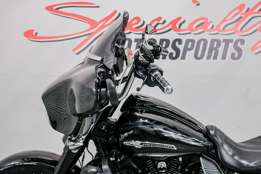2016 Harley-Davidson CVO™ Street Glide®