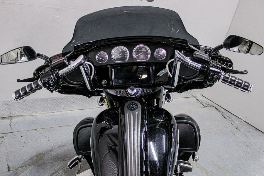 2016 Harley-Davidson CVO™ Street Glide®