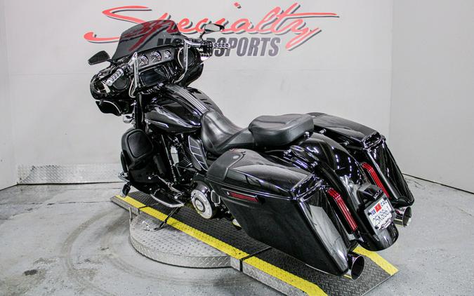 2016 Harley-Davidson CVO™ Street Glide®