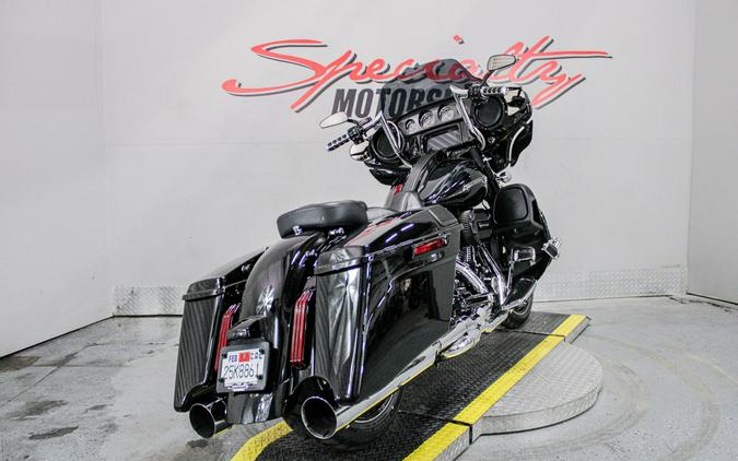2016 Harley-Davidson CVO™ Street Glide®