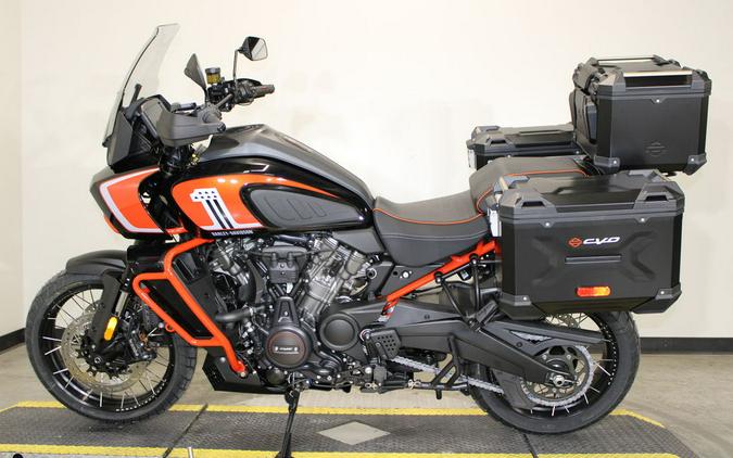 2024 Harley-Davidson® RA1250SE - CVO™ Pan America®