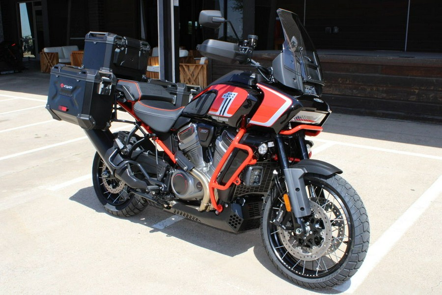 2024 Harley-Davidson® RA1250SE - CVO™ Pan America®