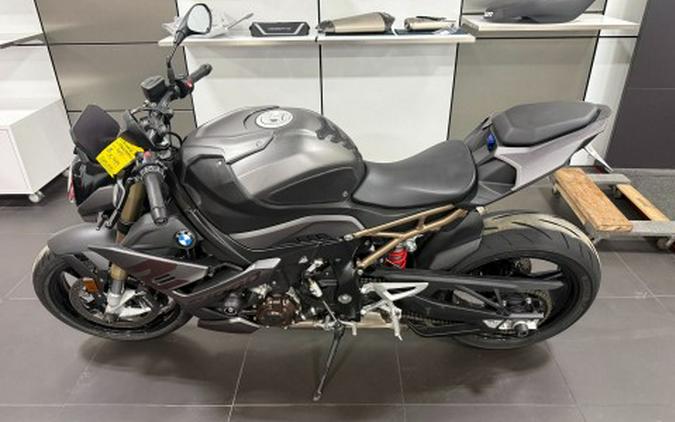 2023 BMW S 1000 R