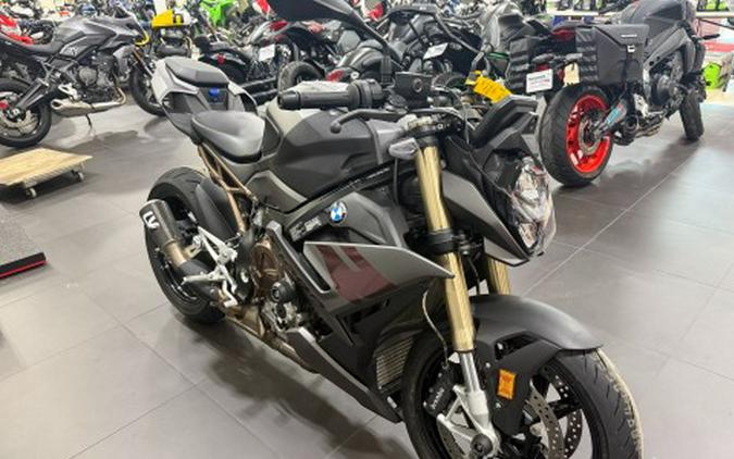 2023 BMW S 1000 R
