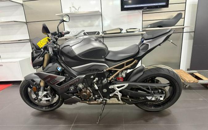 2023 BMW S 1000 R