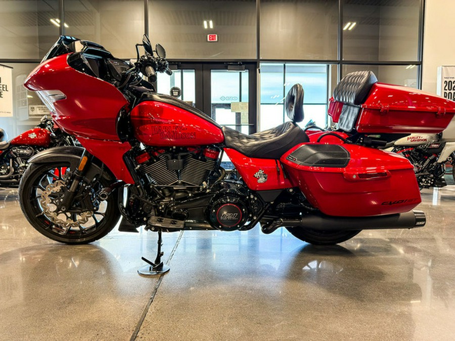2025 Harley-Davidson FLTRXSTSE - CVO Road Glide ST