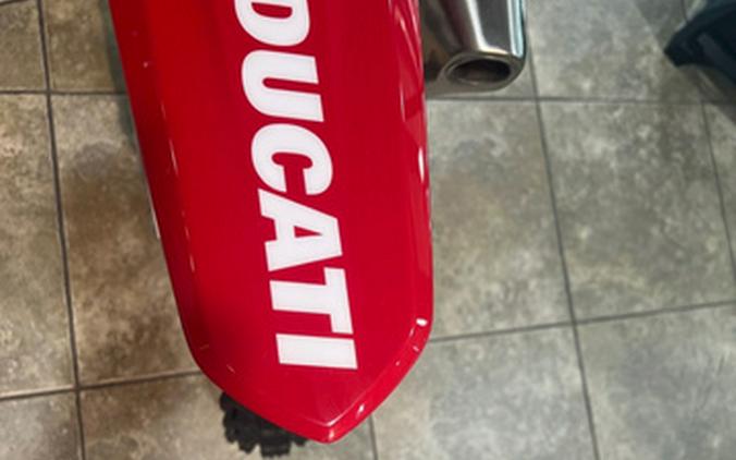 2026 Ducati Desmo450 EDX