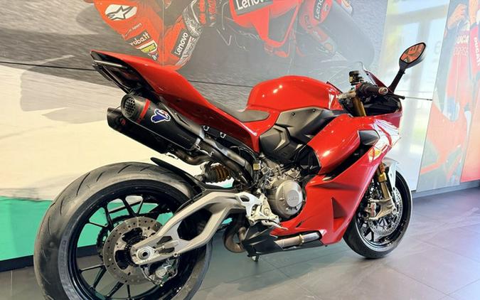 2025 Ducati Panigale V2 S