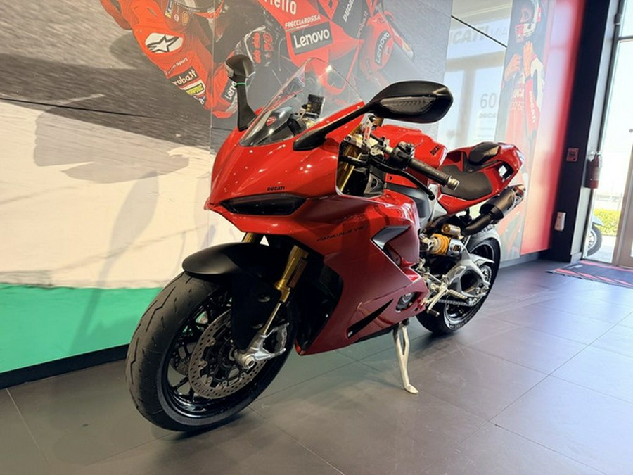 2025 Ducati Panigale V2 S