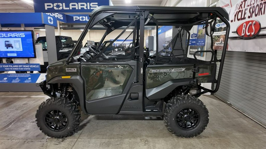2026 Honda Pioneer 1000-5 Deluxe