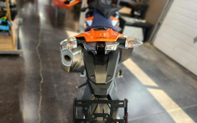 2023 KTM 690 SMC R