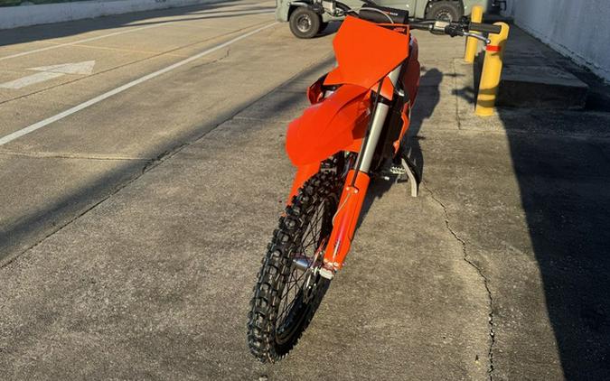 2025 KTM XC 125